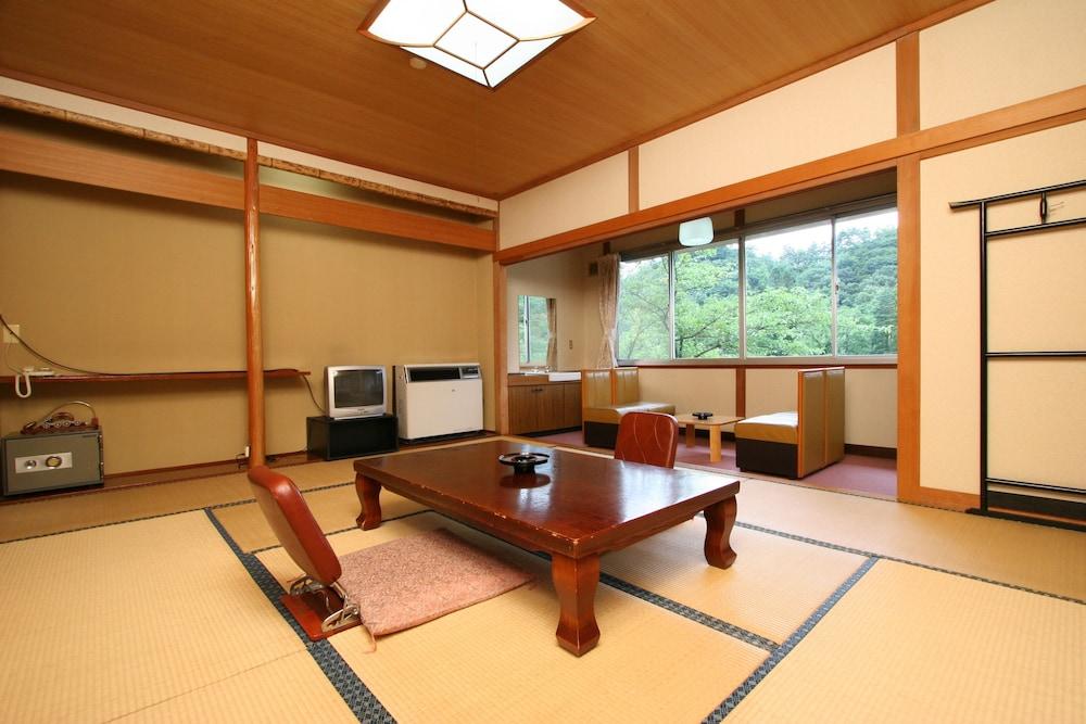 Shosenkaku Hotel Nagano Exterior foto
